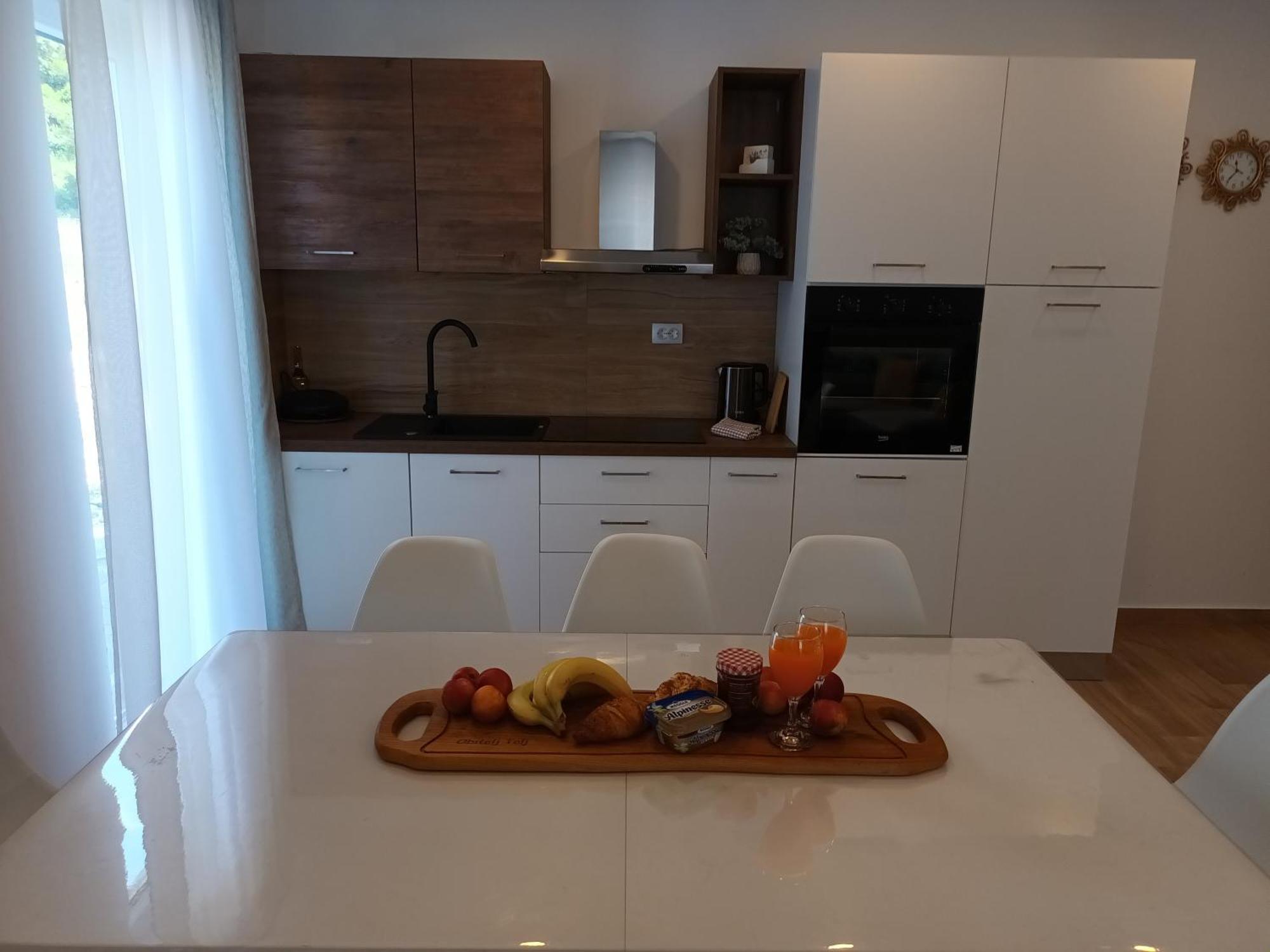 Apartmani Tolj Makarska Exterior foto