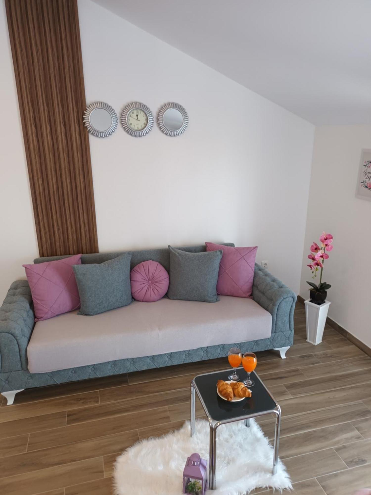 Apartmani Tolj Makarska Exterior foto