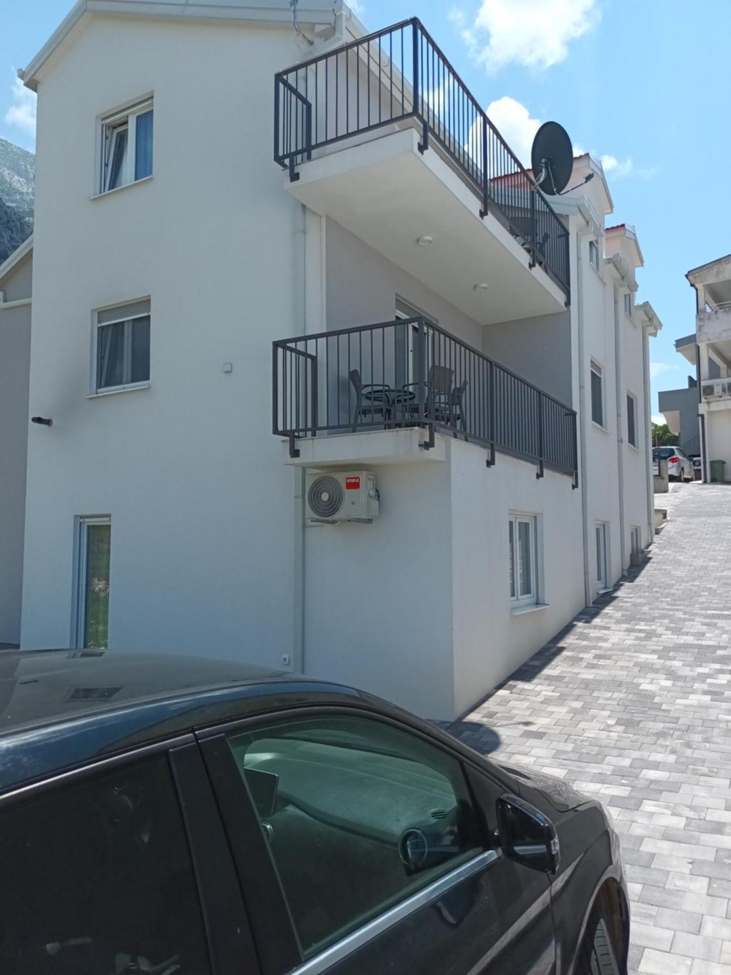 Apartmani Tolj Makarska Exterior foto